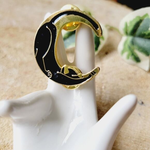 Black & Gold Cat Enamel Pin Mystical magical Spooky Cat Fashion pins Moon child - Picture 8 of 8